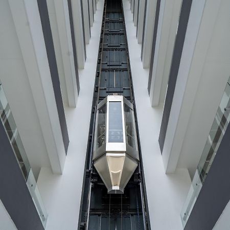Kent Baywatch Suites Kochi Buitenkant foto