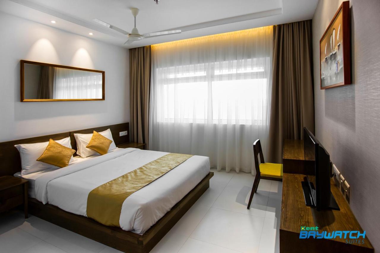 Kent Baywatch Suites Kochi Buitenkant foto